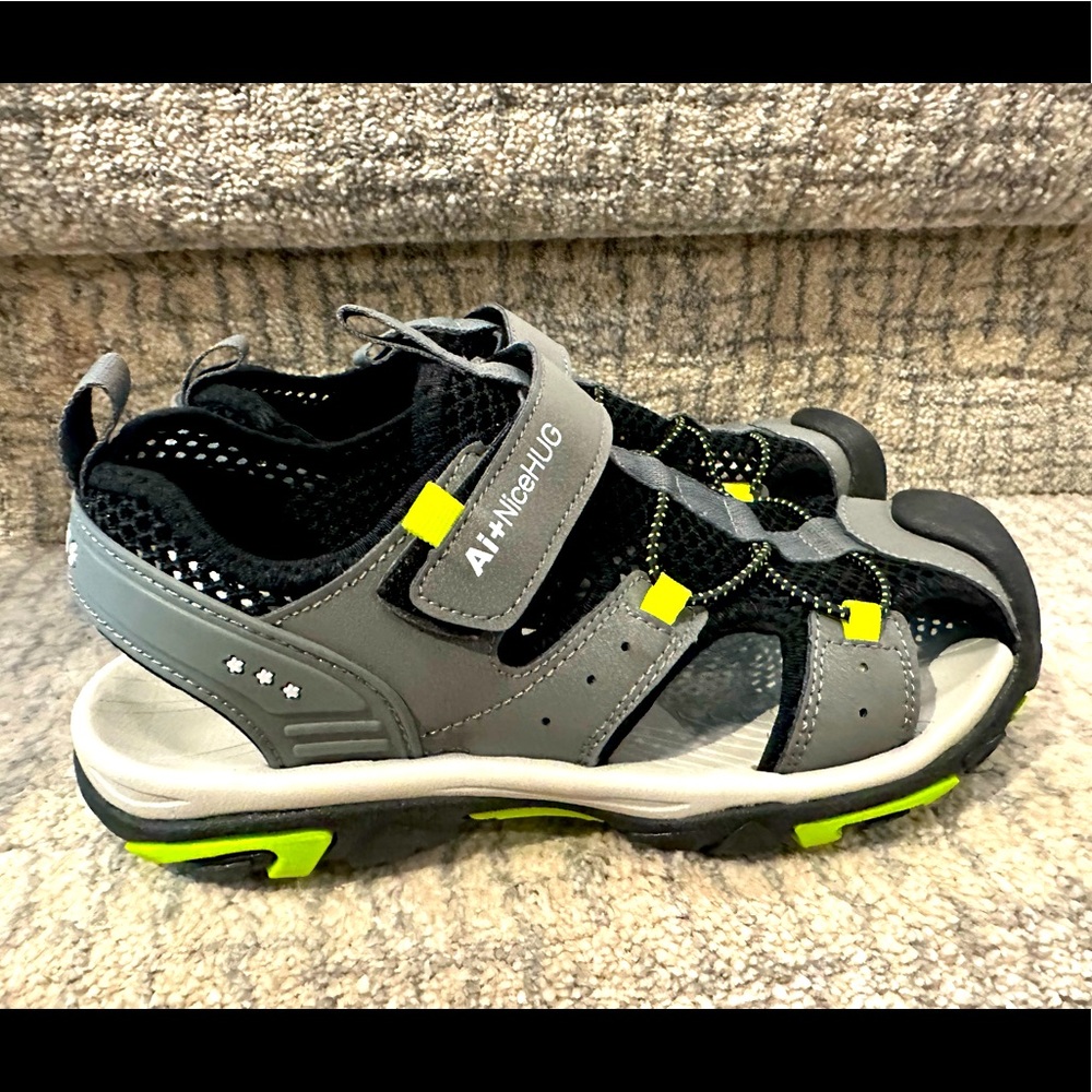 Kids mesh summer shoes